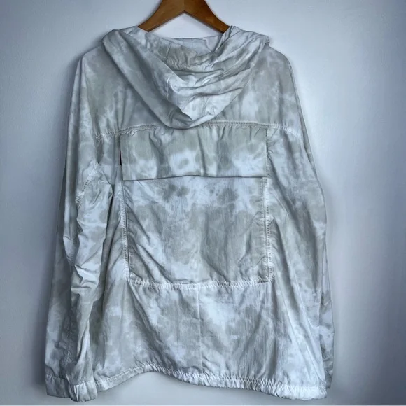 Nike Size L Men’s Sportswear Tech Pack Woven Hooded Jacket In Green/ White - Picture 7 of 13